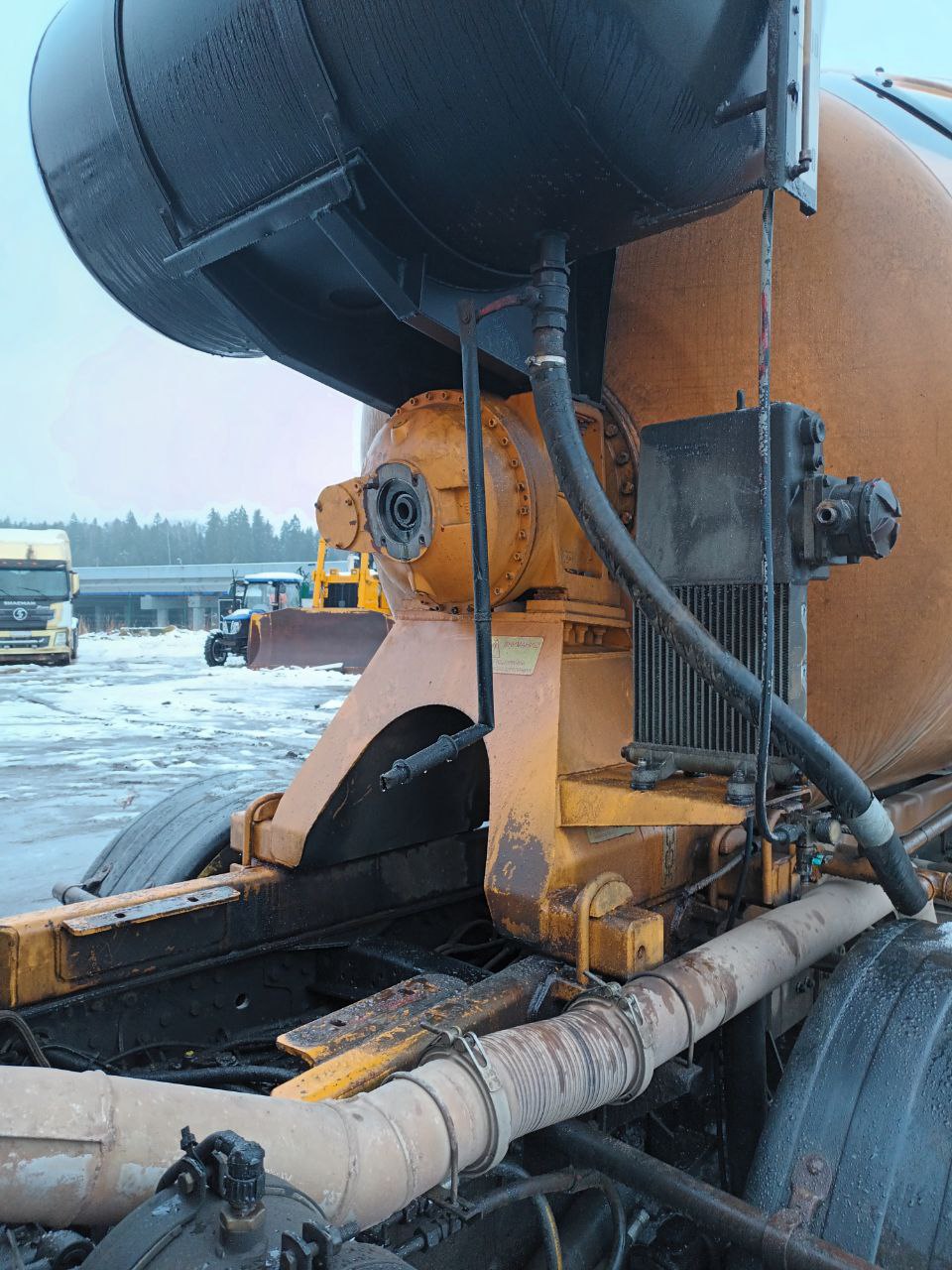 TIGARBO 6936* на шасси МАЗ 6516 8x4 Автобетоносмеситель 2021 г. - фото 20