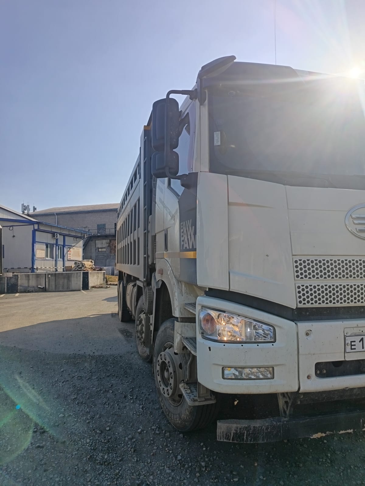 FAW J6 8x4 Самосвал 2024 г. - фото 2