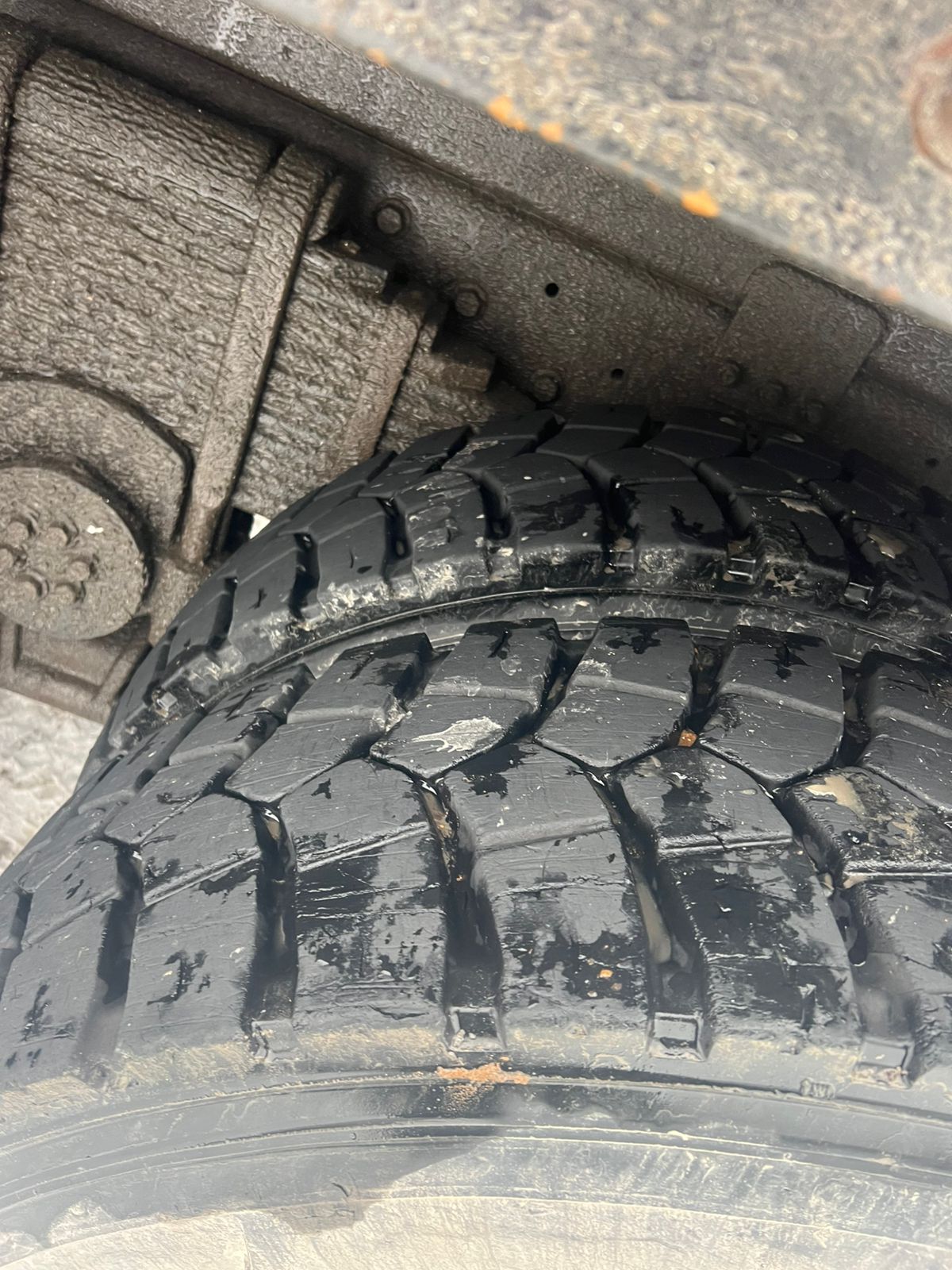 Строительные подъемные машины (СПМ) 7327* на шасси FAW CA 3250 6x4 Бортовой с КМУ 2023 г. - фото 16