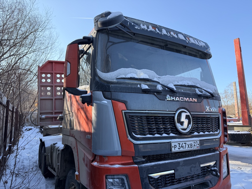 Shacman (Shaanxi) SX* 6x6 Седельный тягач 2023 г. - фото 2