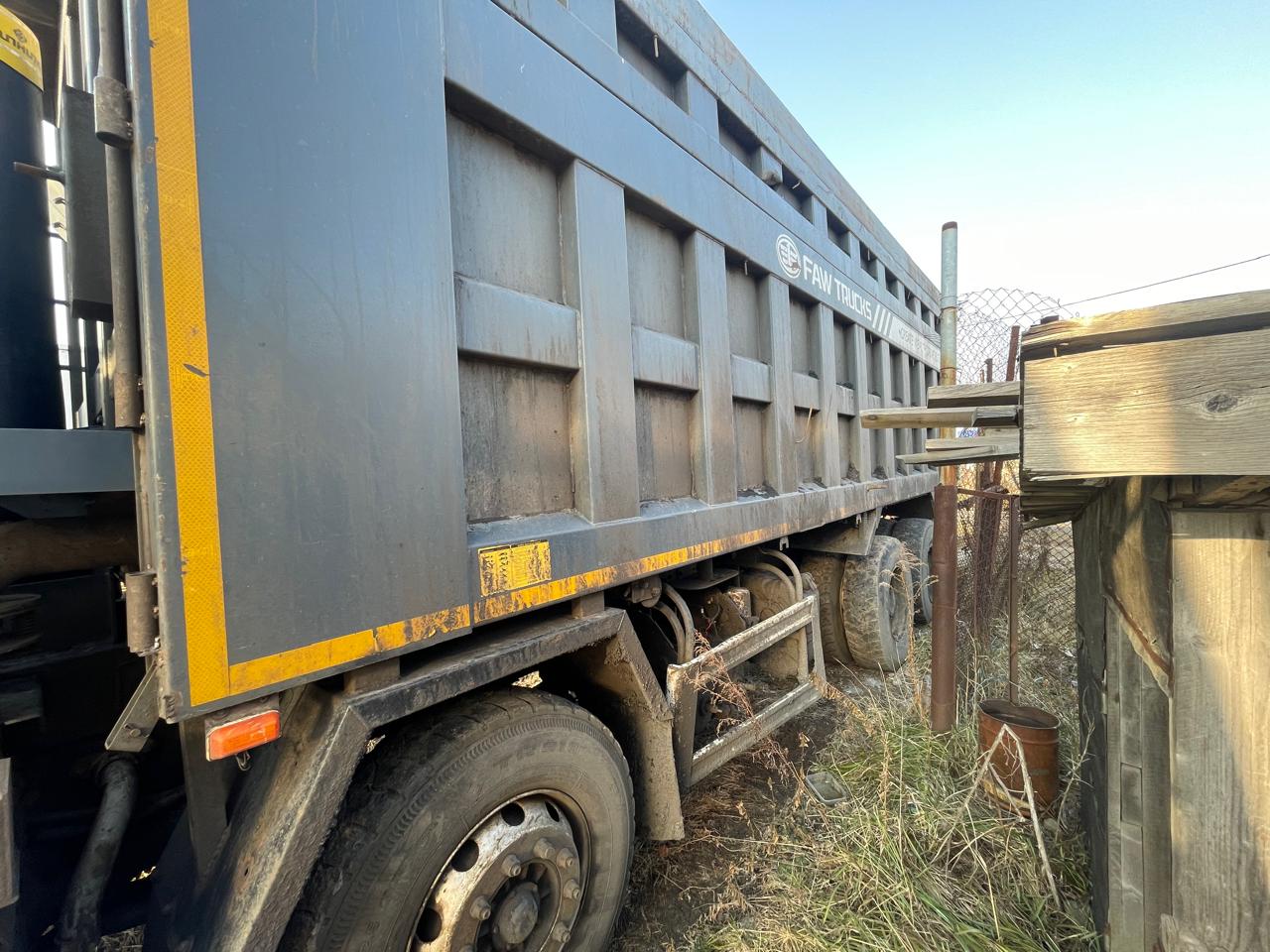 FAW J6 8x4 Самосвал 2022 г. - фото 5