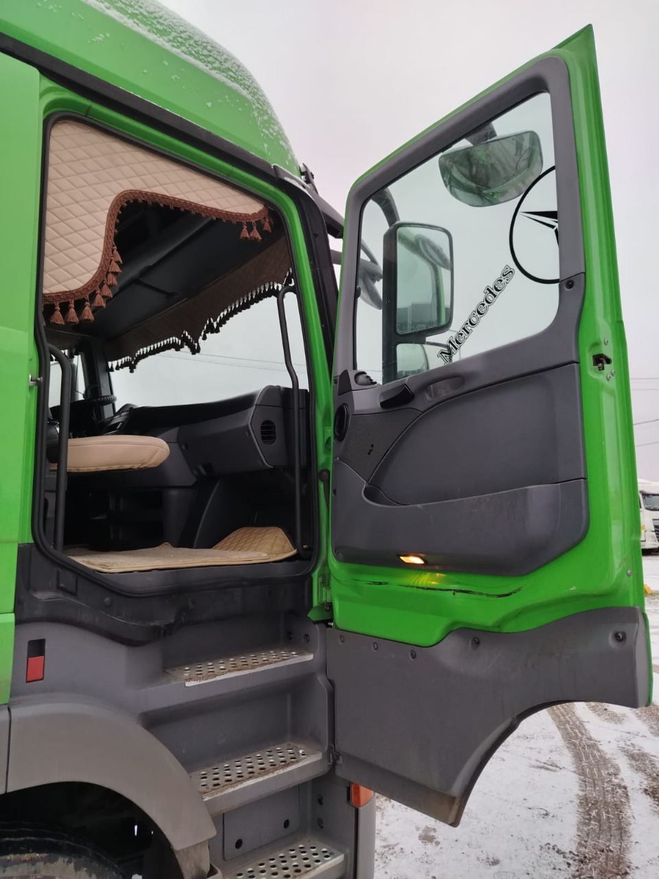 Mercedes-Benz ACTROS 4x2 Седельный тягач 2018 г. - фото 6