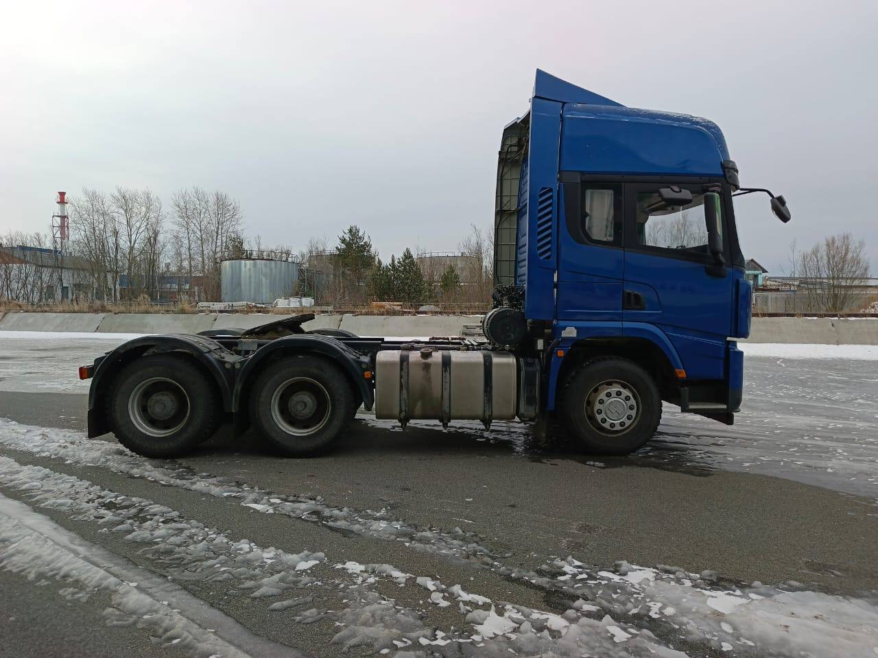 Shacman (Shaanxi) SX* 6x4 Седельный тягач 2022 г. - фото 5