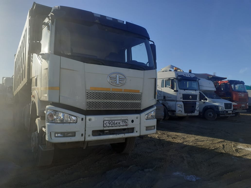 FAW J6 6x4 Самосвал