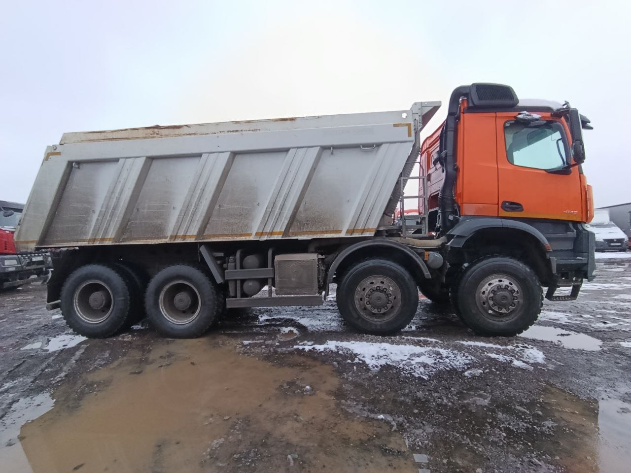 Mercedes-Benz Arocs 8x8 Самосвал 2021 г. - фото 4