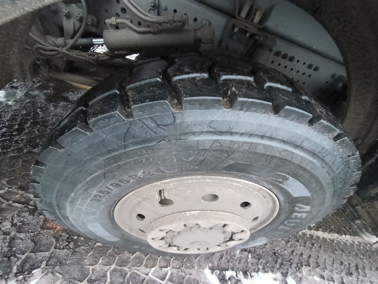 Mercedes-Benz Arocs 8x8 Самосвал 2021 г. - фото 12