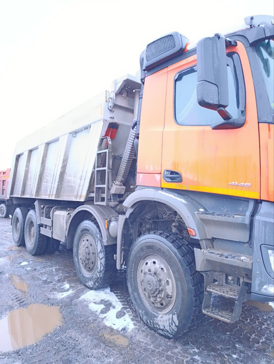 Mercedes-Benz Arocs 8x8 Самосвал 2021 г. - фото 5