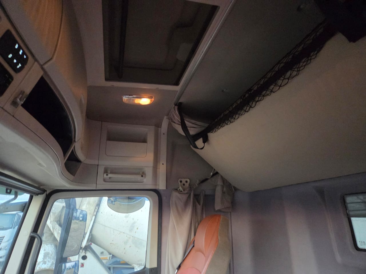 Foton AUMAN 4x2 Седельный тягач 2023 г. - фото 10