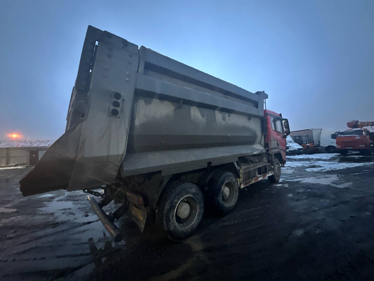 Shacman (Shaanxi) SX* 6x4 Самосвал 2023 г. - фото 7