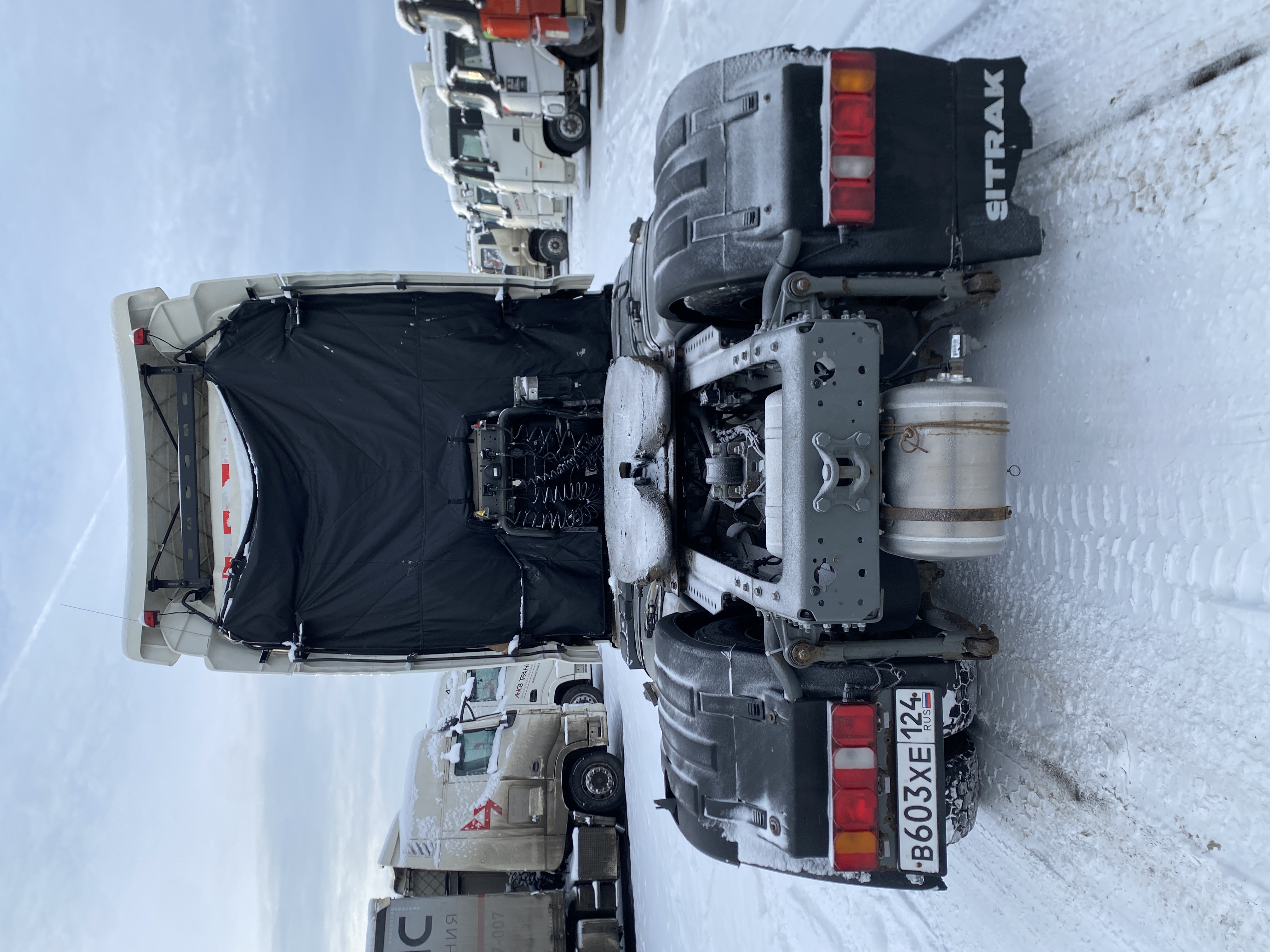 SITRAK C7H 4x2 Седельный тягач 2023 г. - фото 8