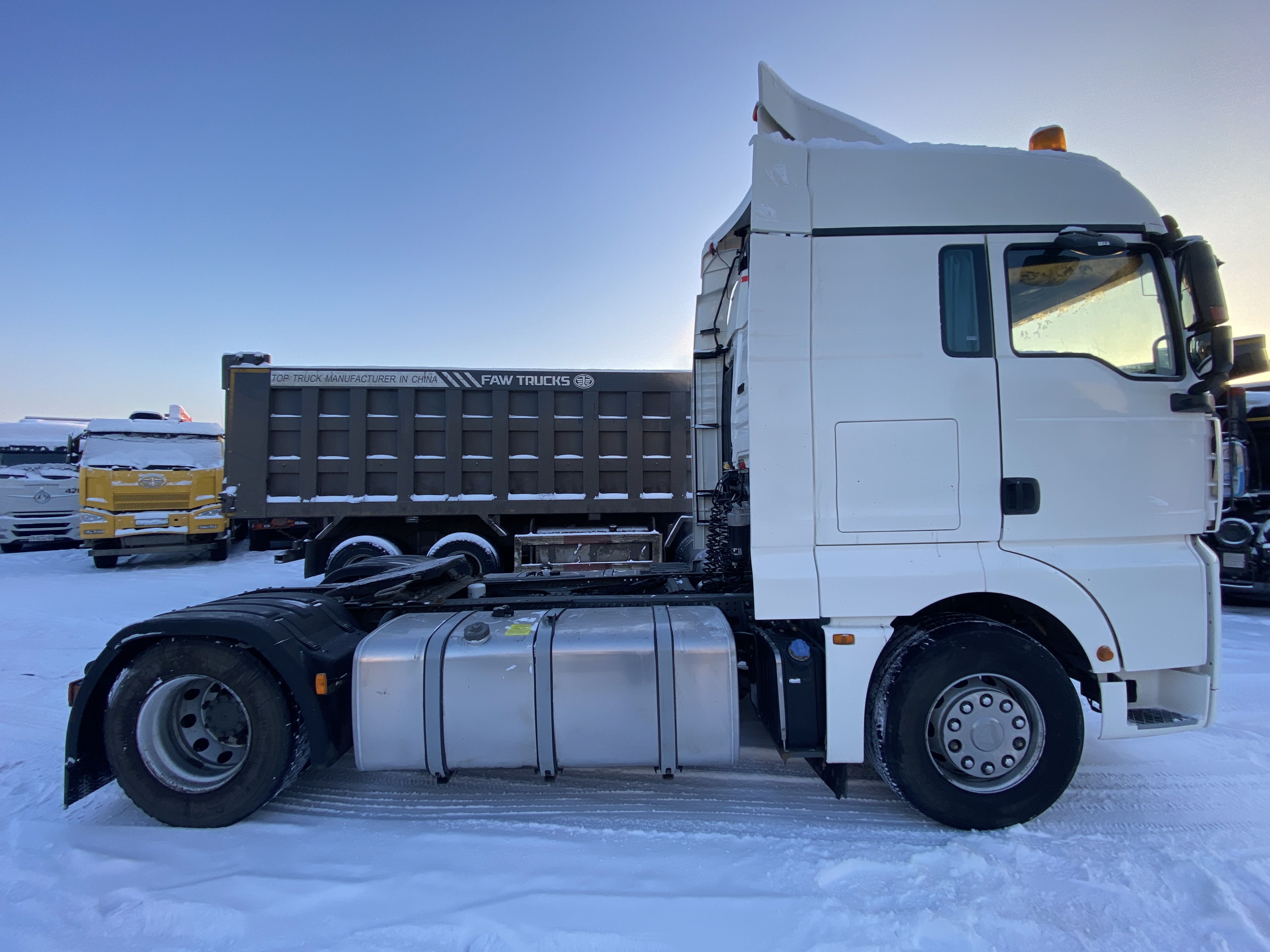 SITRAK C7H 4x2 Седельный тягач 2023 г. - фото 4