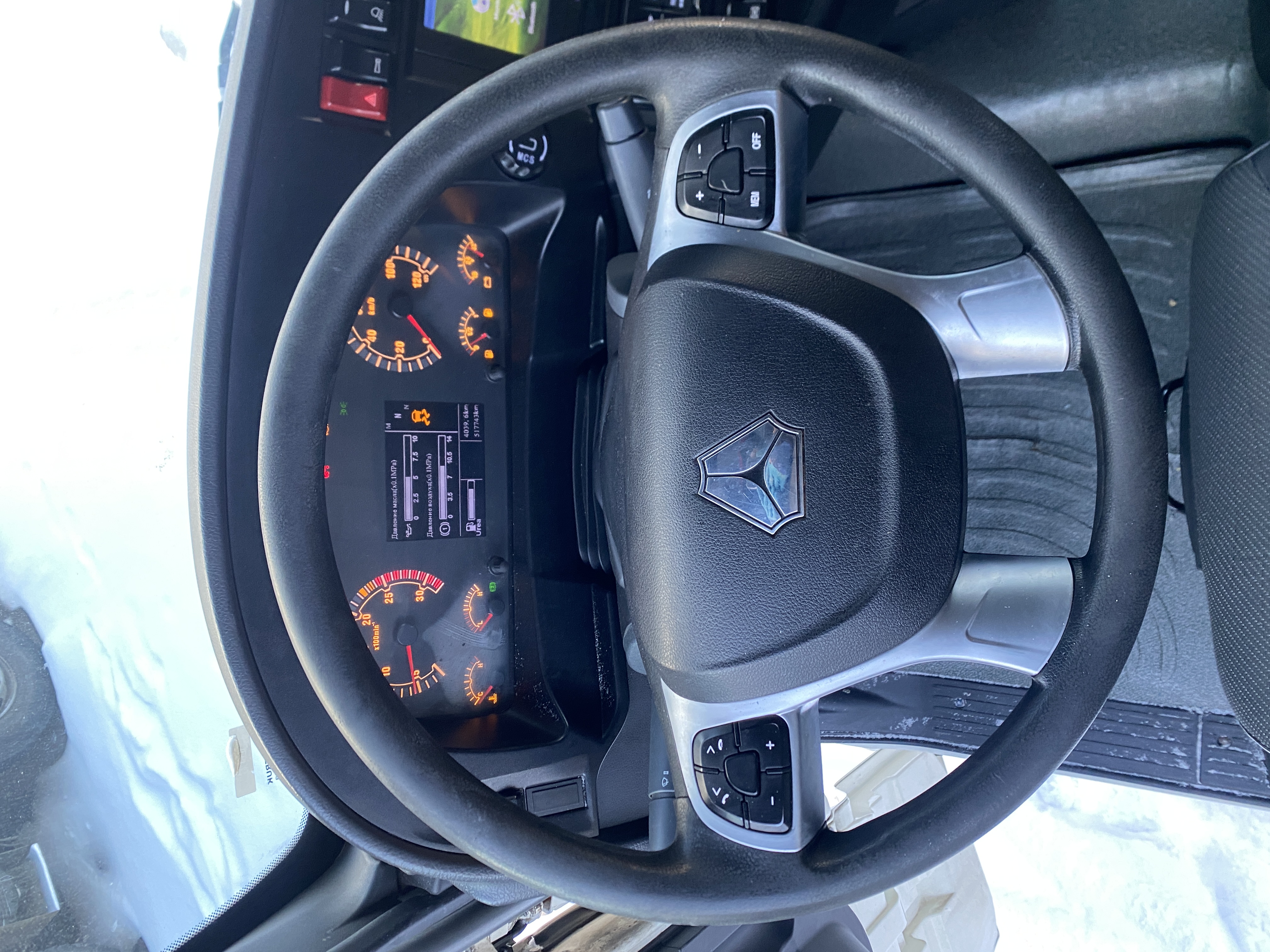 SITRAK C7H 4x2 Седельный тягач 2023 г. - фото 11