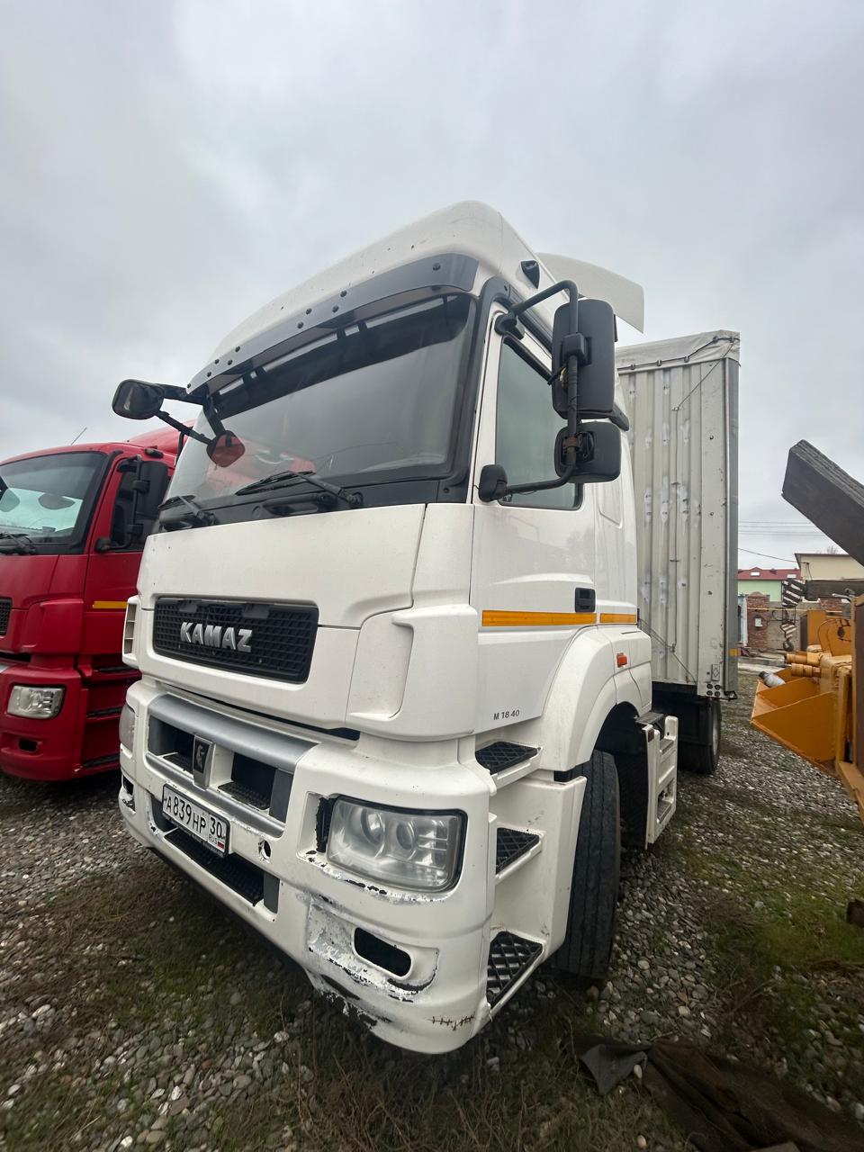 КамАЗ 5490 4x2 Седельный тягач 2020 г. - фото 3