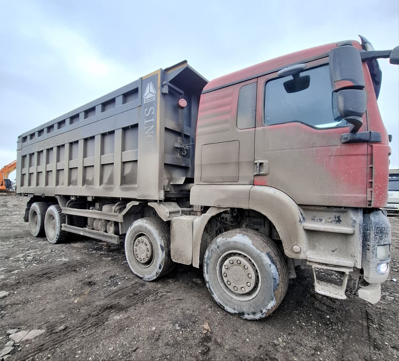 Howo T5G 8x4 Самосвал 2023 г. - фото 2