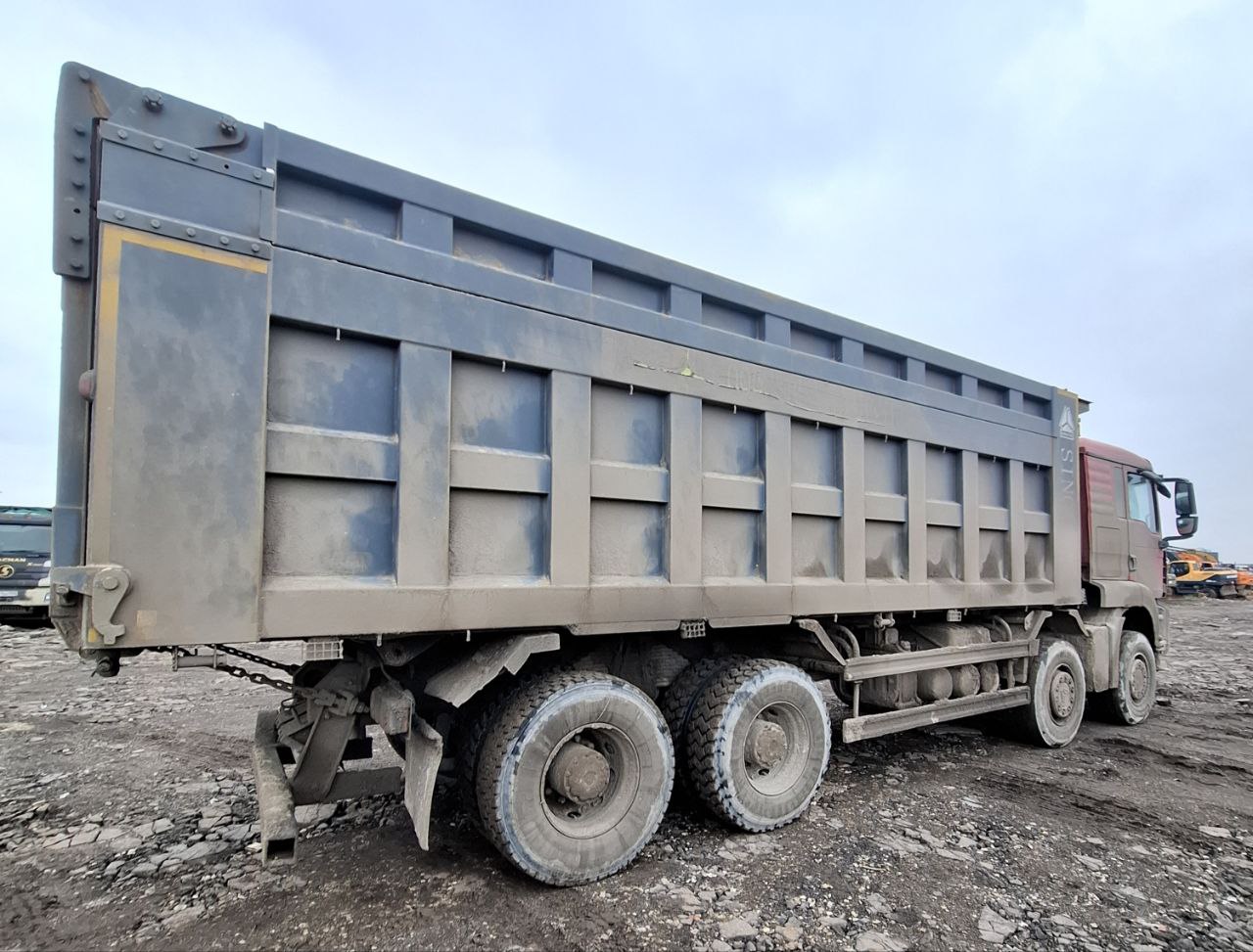 Howo T5G 8x4 Самосвал 2023 г. - фото 7