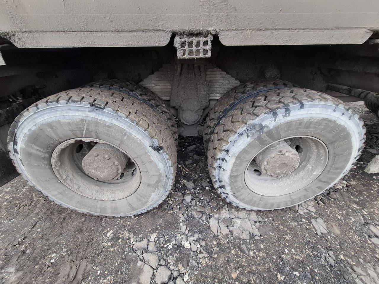 Howo T5G 8x4 Самосвал 2023 г. - фото 9