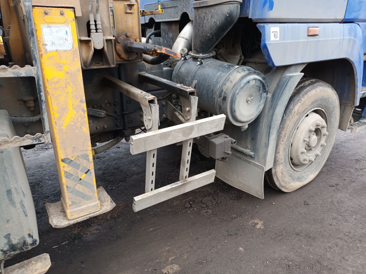 Строительные подъемные машины (СПМ) 7413* на шасси МАЗ 6312 6x4 Бортовой с КМУ_не актуально 2023 г. - фото 16