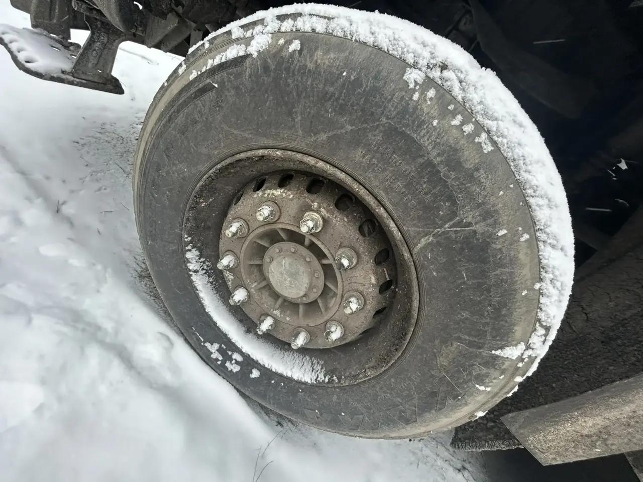 Howo T5G 8x4 Самосвал 2023 г. - фото 10