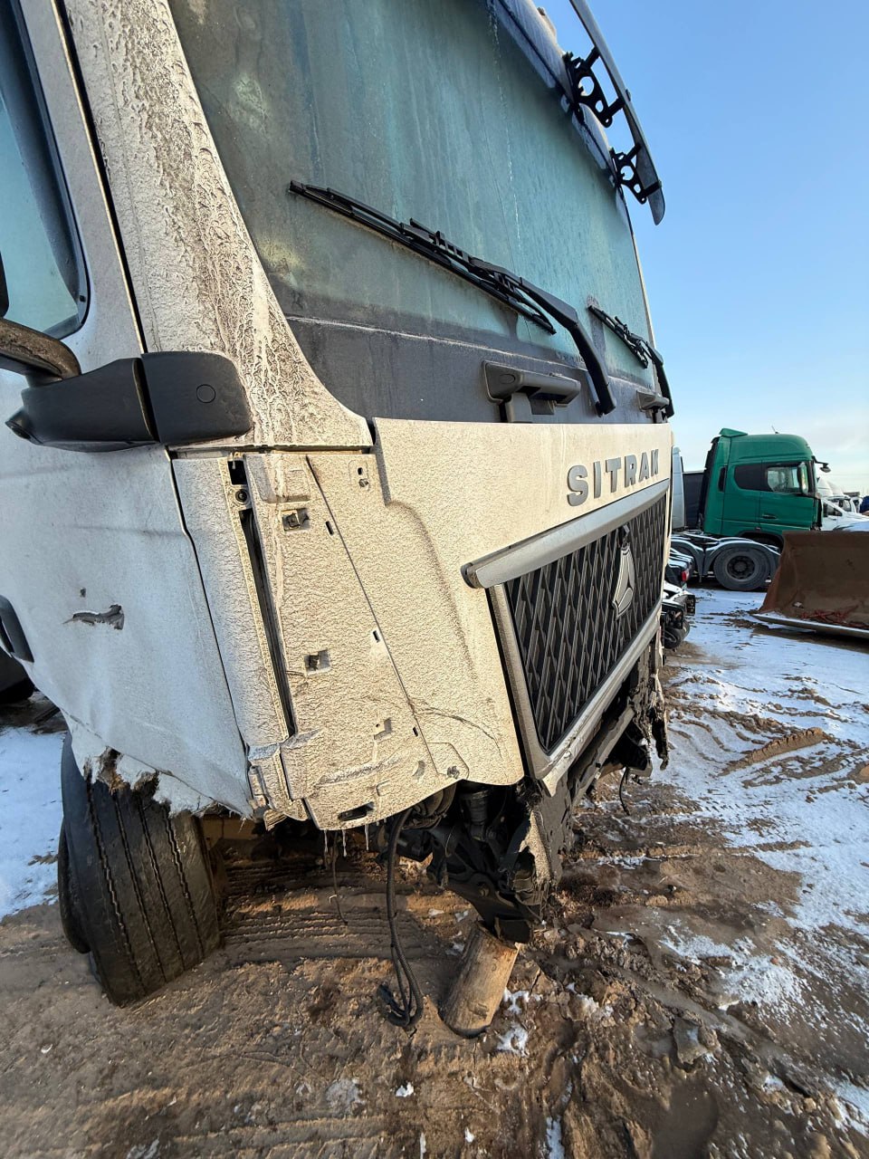 SITRAK C7H 4x2 Седельный тягач 2023 г. - фото 3