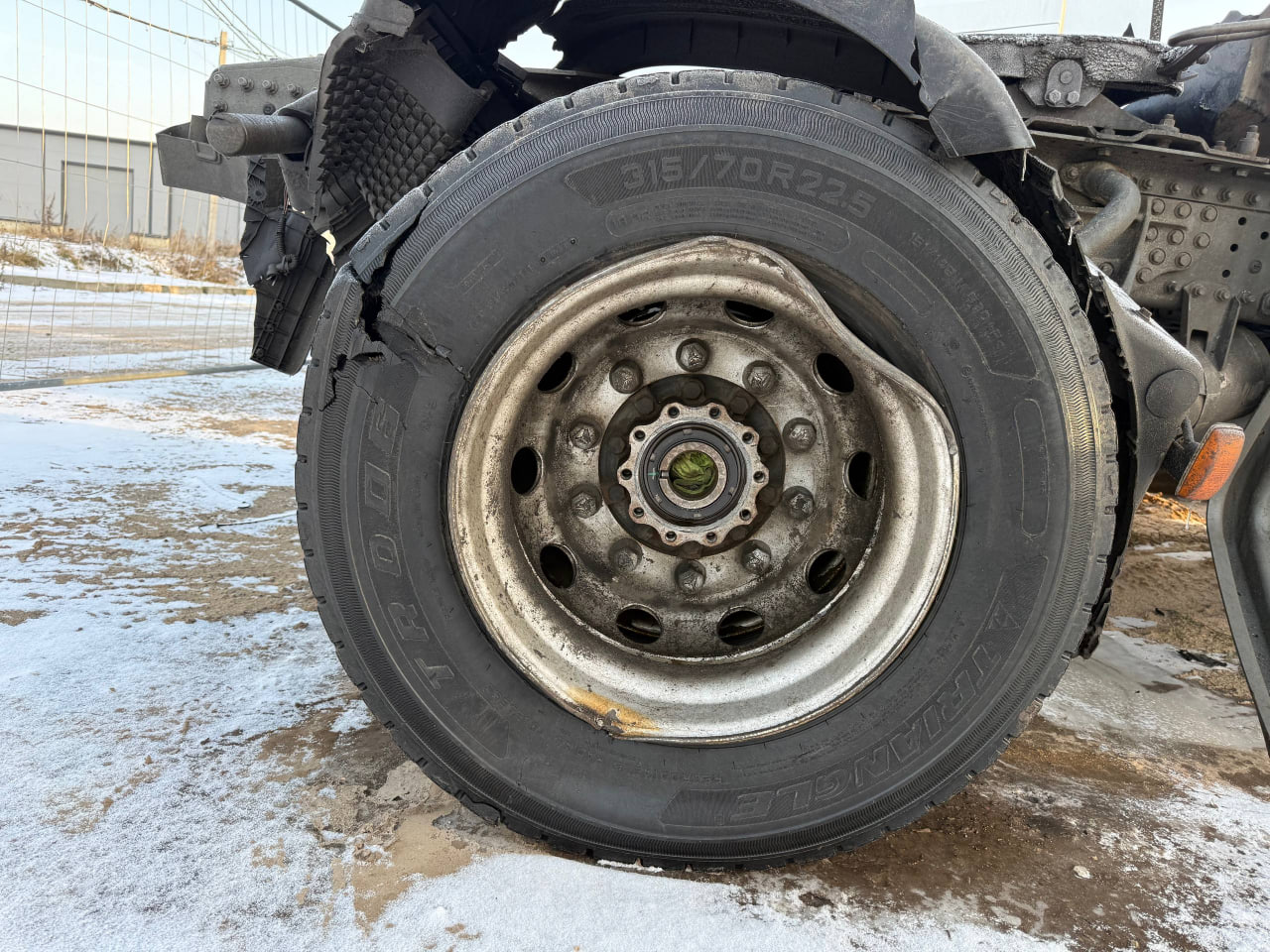 SITRAK C7H 4x2 Седельный тягач 2023 г. - фото 14