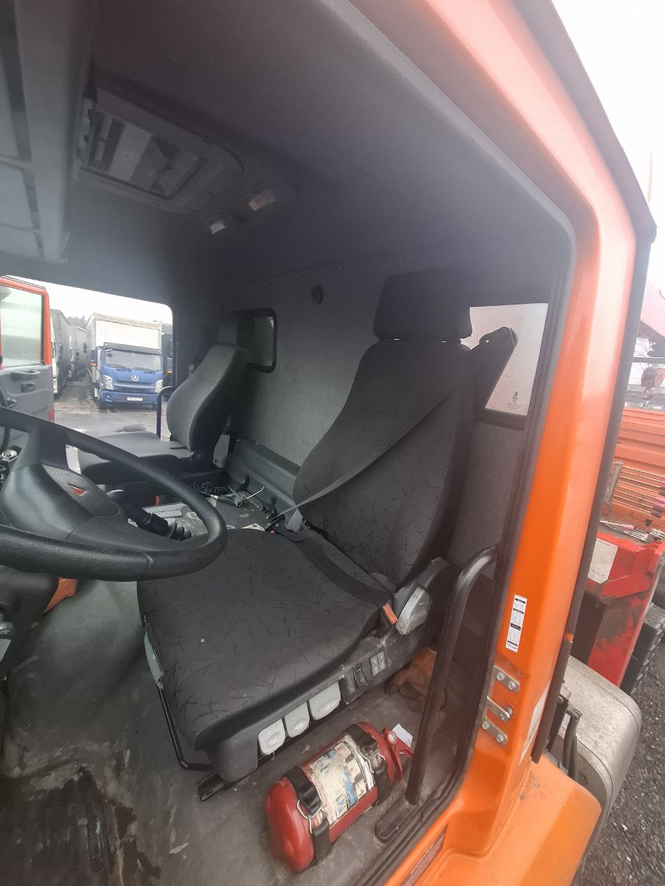 КамАЗ 43118 6x6 Бортовой с КМУ 2024 г. - фото 12