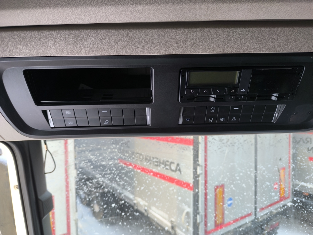 SITRAK C7H MAX 4x2 Седельный тягач 2023 г. - фото 10