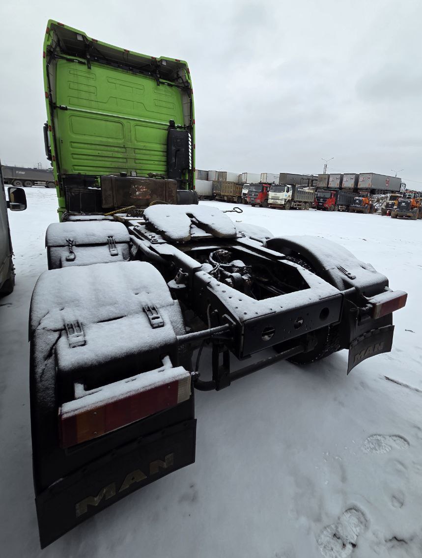 Shacman (Shaanxi) SX* 6x4 Седельный тягач 2022 г. - фото 5