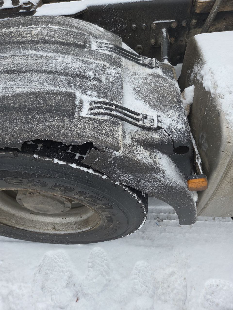 Shacman (Shaanxi) SX* 6x4 Седельный тягач 2022 г. - фото 11