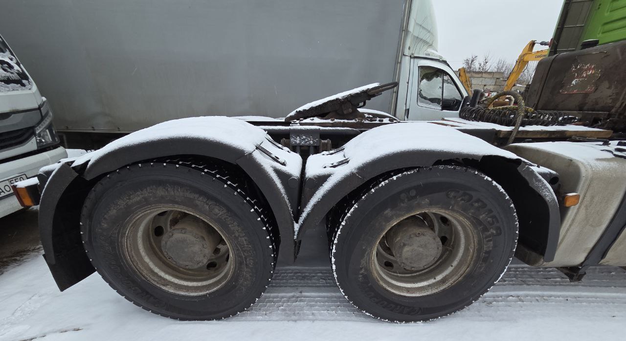 Shacman (Shaanxi) SX* 6x4 Седельный тягач 2022 г. - фото 12