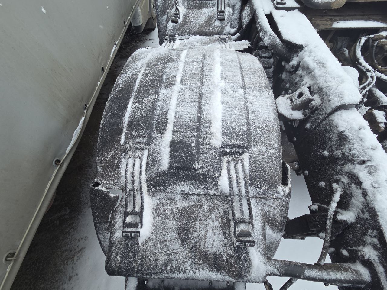 Shacman (Shaanxi) SX* 6x4 Седельный тягач 2022 г. - фото 19