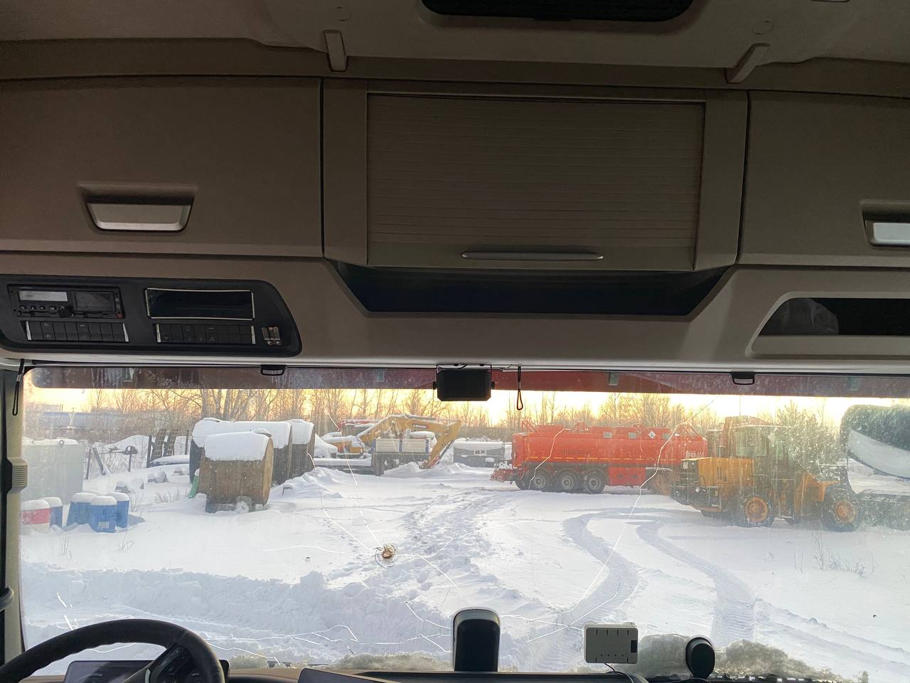 SITRAK C7H MAX 4x2 Седельный тягач 2023 г. - фото 16