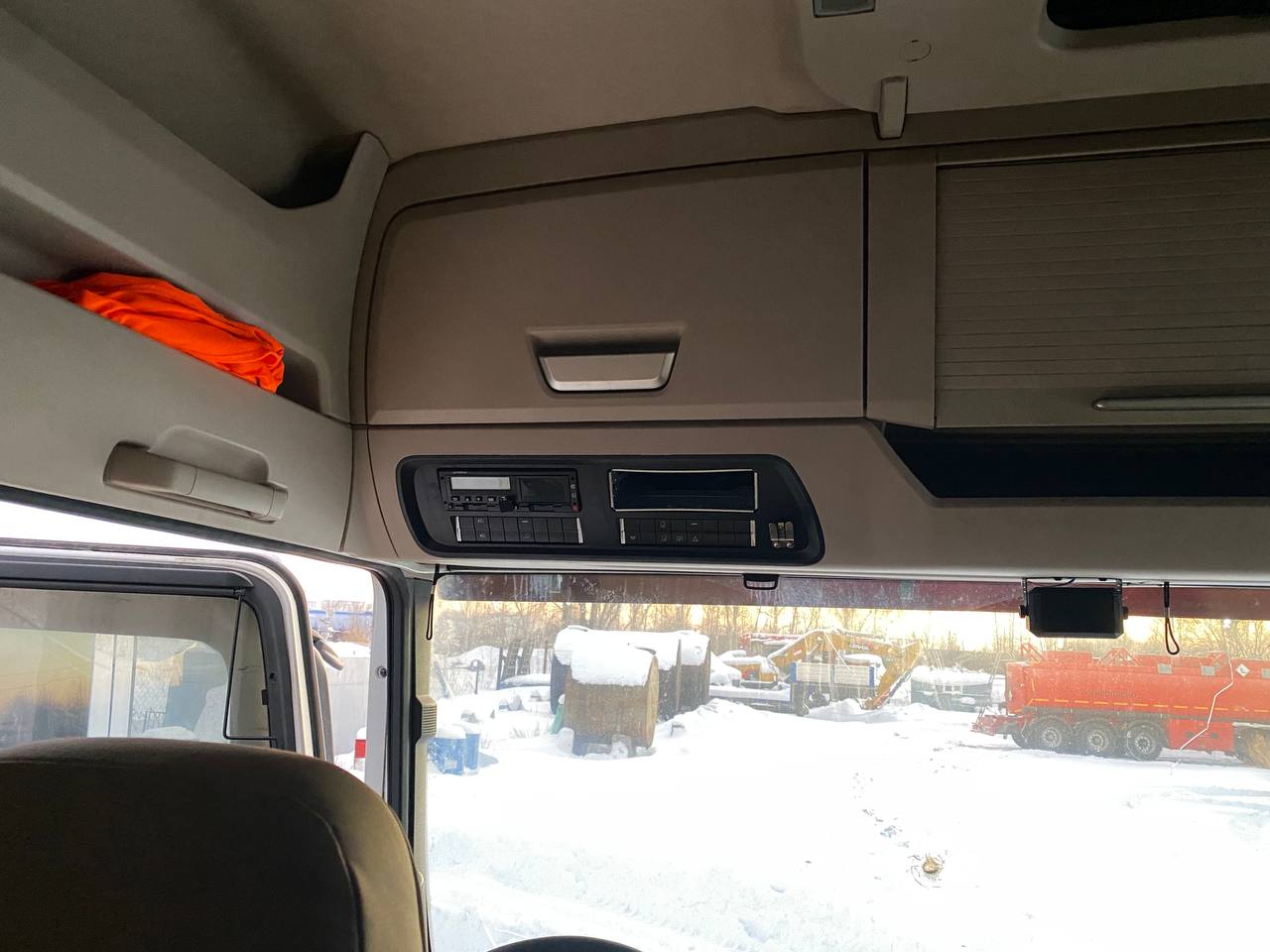 SITRAK C7H MAX 4x2 Седельный тягач 2023 г. - фото 17