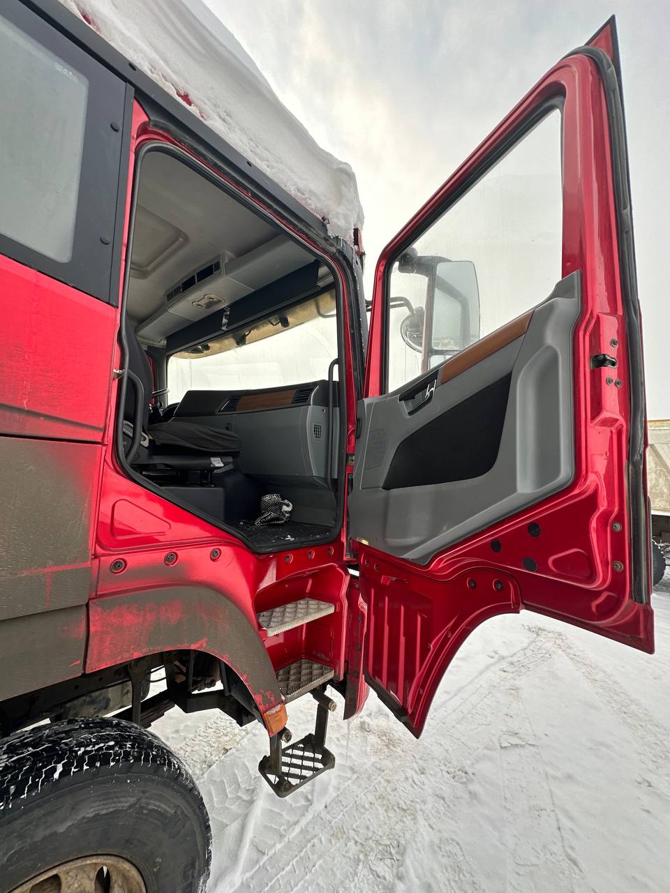 Shacman (Shaanxi) SX* 8x4 Самосвал 2023 г. - фото 10