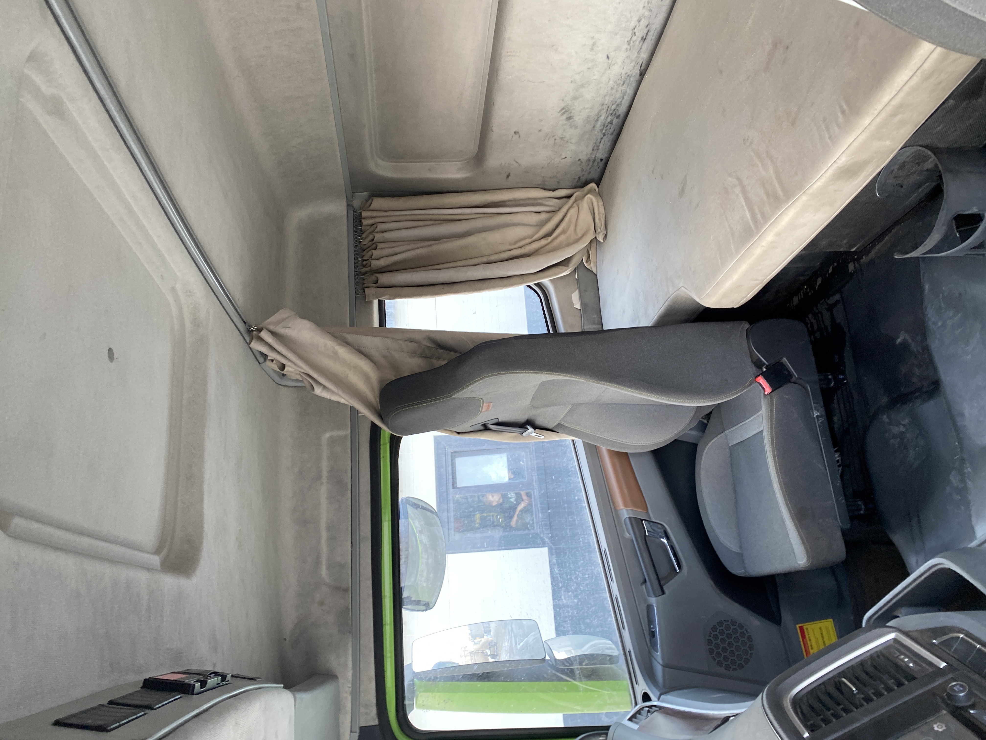 Shacman (Shaanxi) SX* 8x4 Самосвал 2023 г. - фото 9