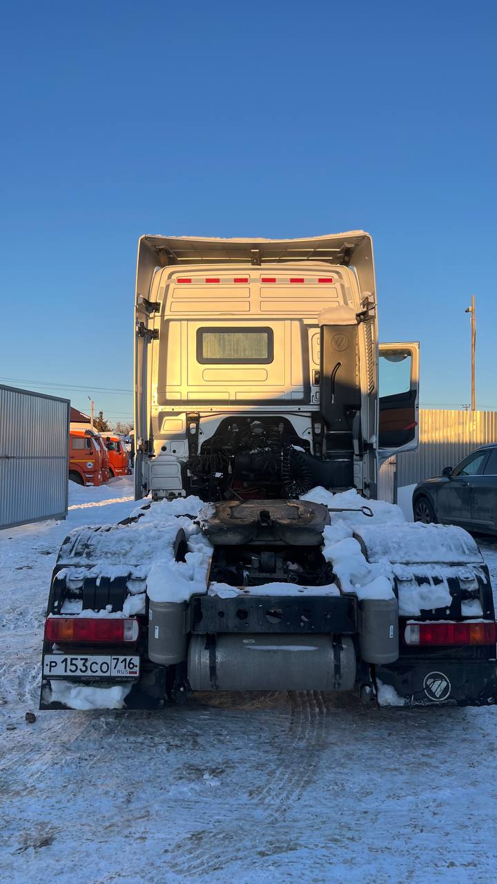 Foton AUMAN 4x2 Седельный тягач 2023 г. - фото 4