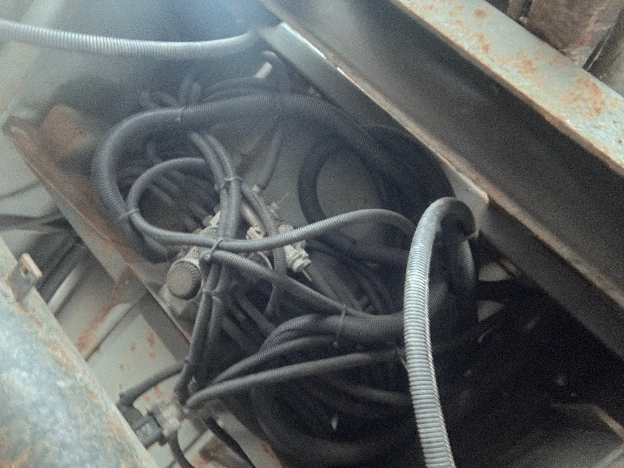 Полуприцеп ORTHAUS VNS060 (шторно-бортовой) 2018 г. - фото 16