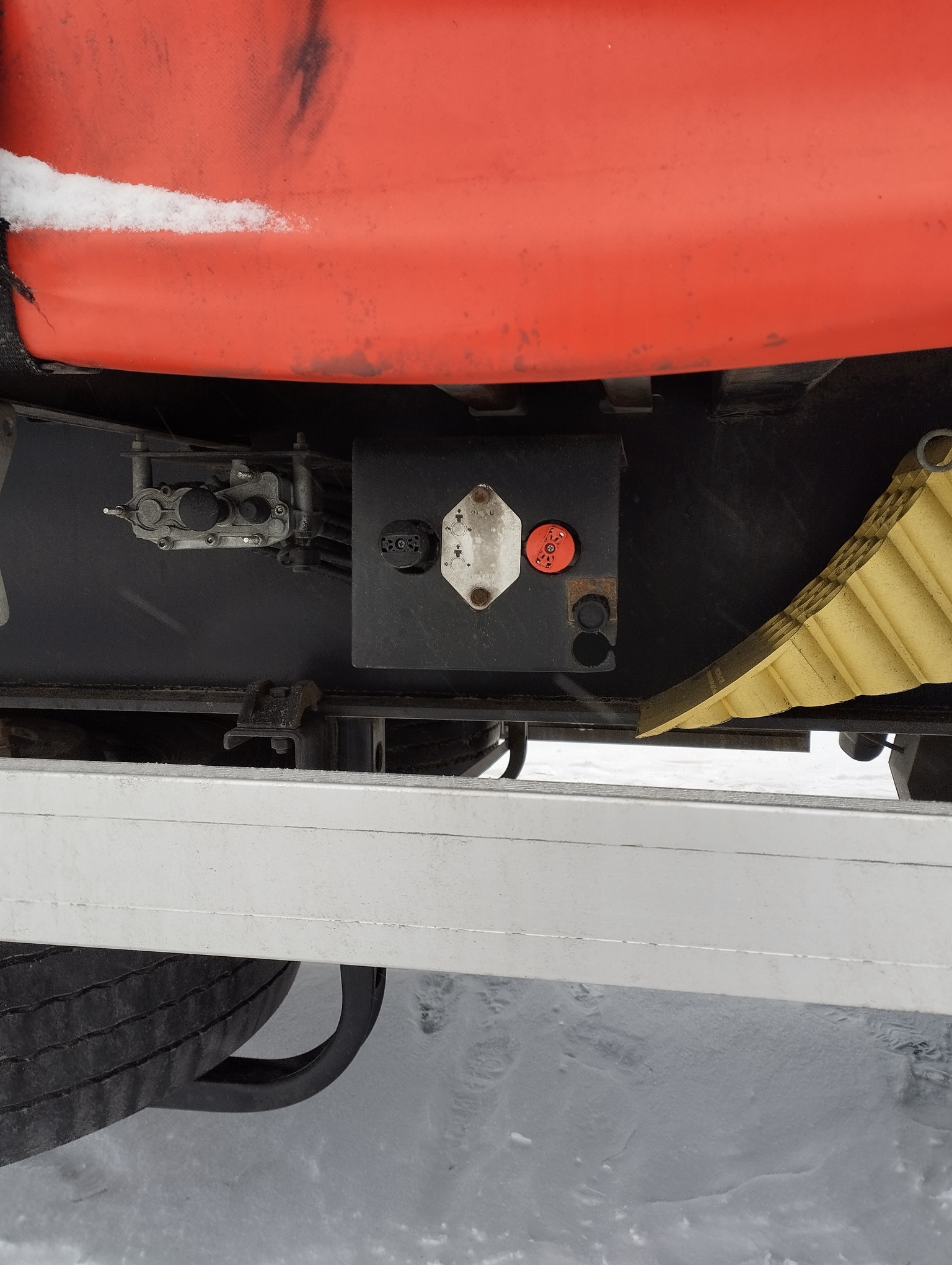 Полуприцеп ТЗА 588510 (шторный) - 13,6 м 2023 г. - фото 30