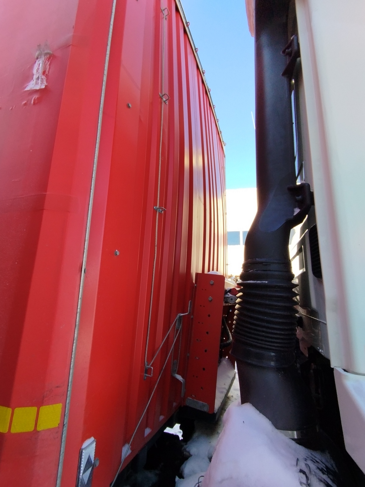 Полуприцеп ТЗА 588510 (шторный) - 13,6 м 2024 г. - фото 2