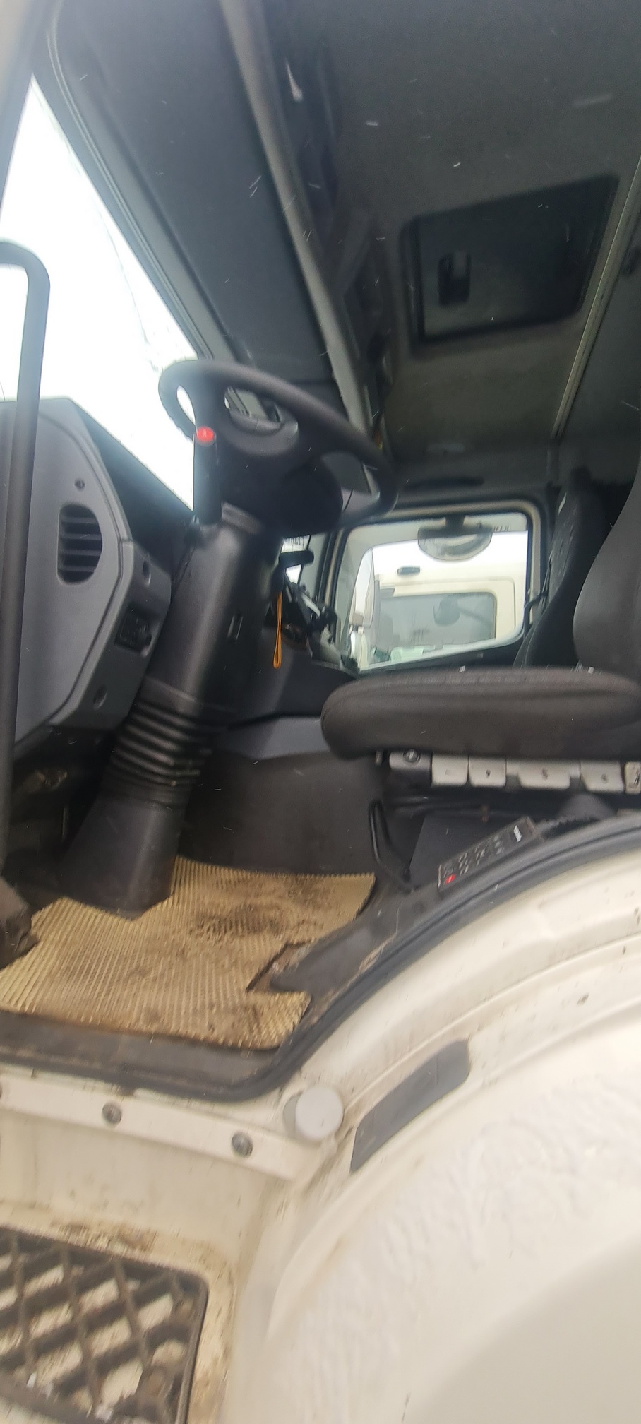 Рефрижератор на ш.КАМАЗ 5325 2022 г. - фото 42