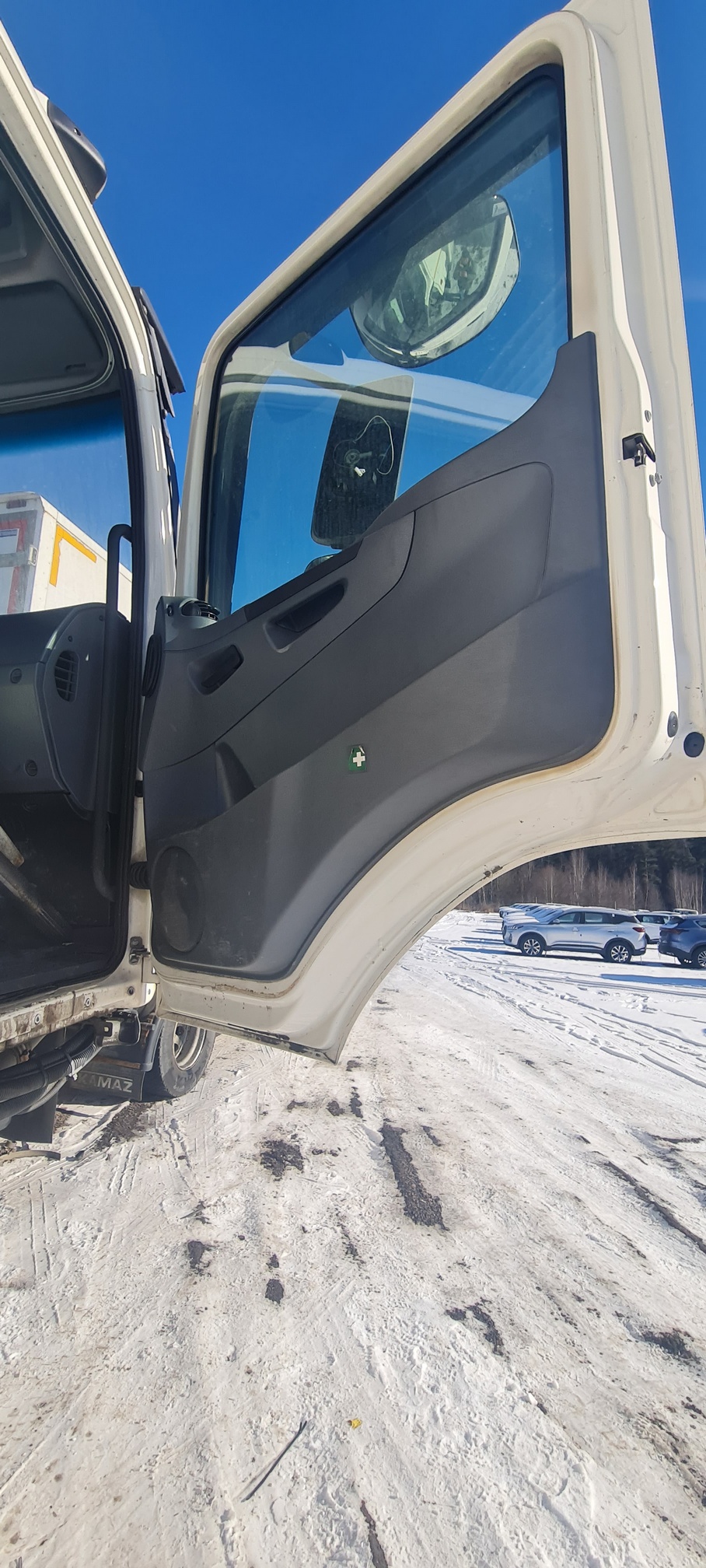 Рефрижератор на ш.КАМАЗ 5325 2022 г. - фото 15