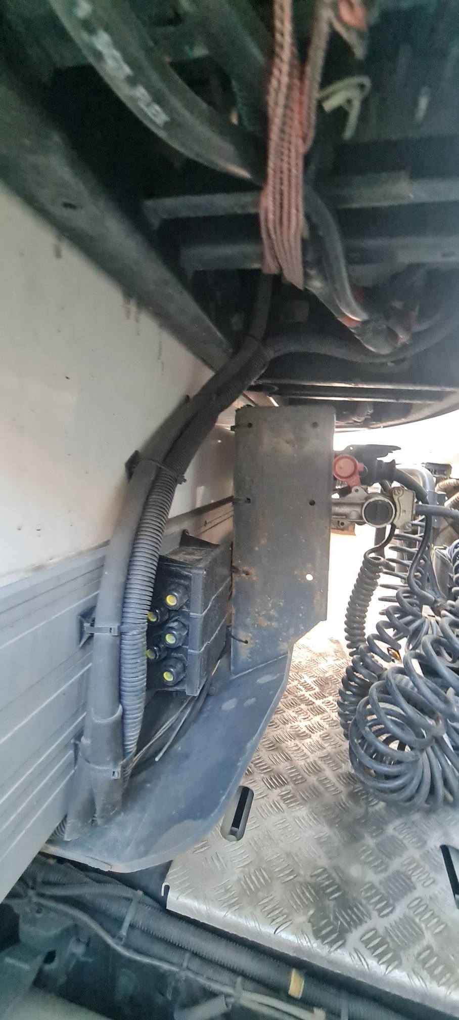 Полуприцеп рефрижератор СТТМ СARGOLINE 972200 2022 г. - фото 4