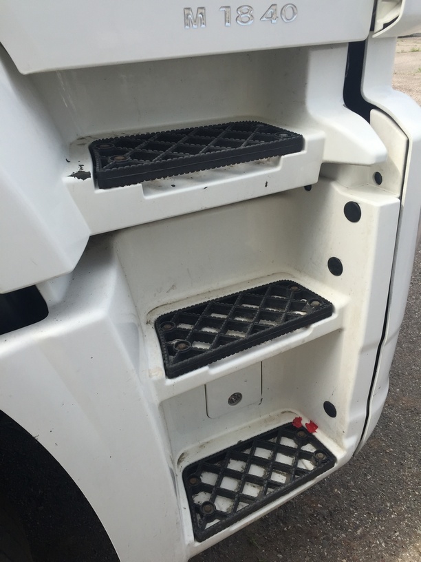 Седельный тягач КАМАЗ 5490-892-87 (S5) (газодизель) 2019 г. - фото 3