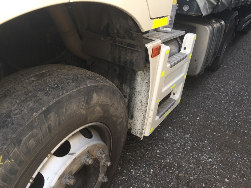 Седельный тягач КАМАЗ 5490-892-DC (газодизель) 2019 г. - фото 8