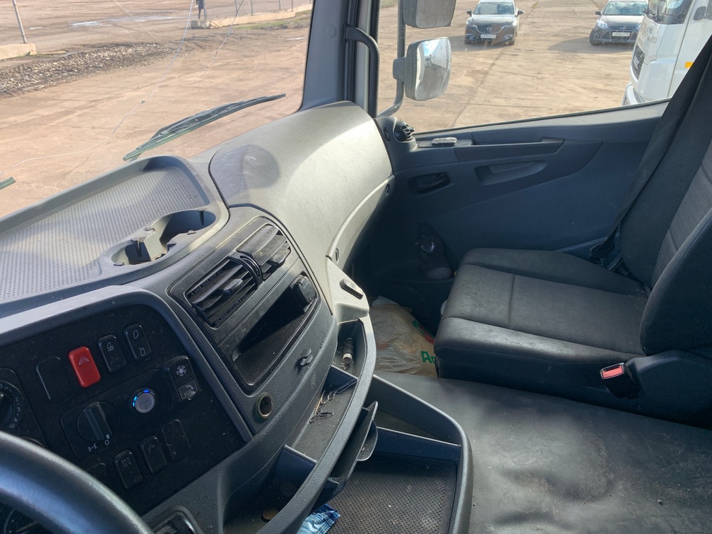 Седельный тягач КАМАЗ 5490-893-DC (газодизель) 2019 г. - фото 16