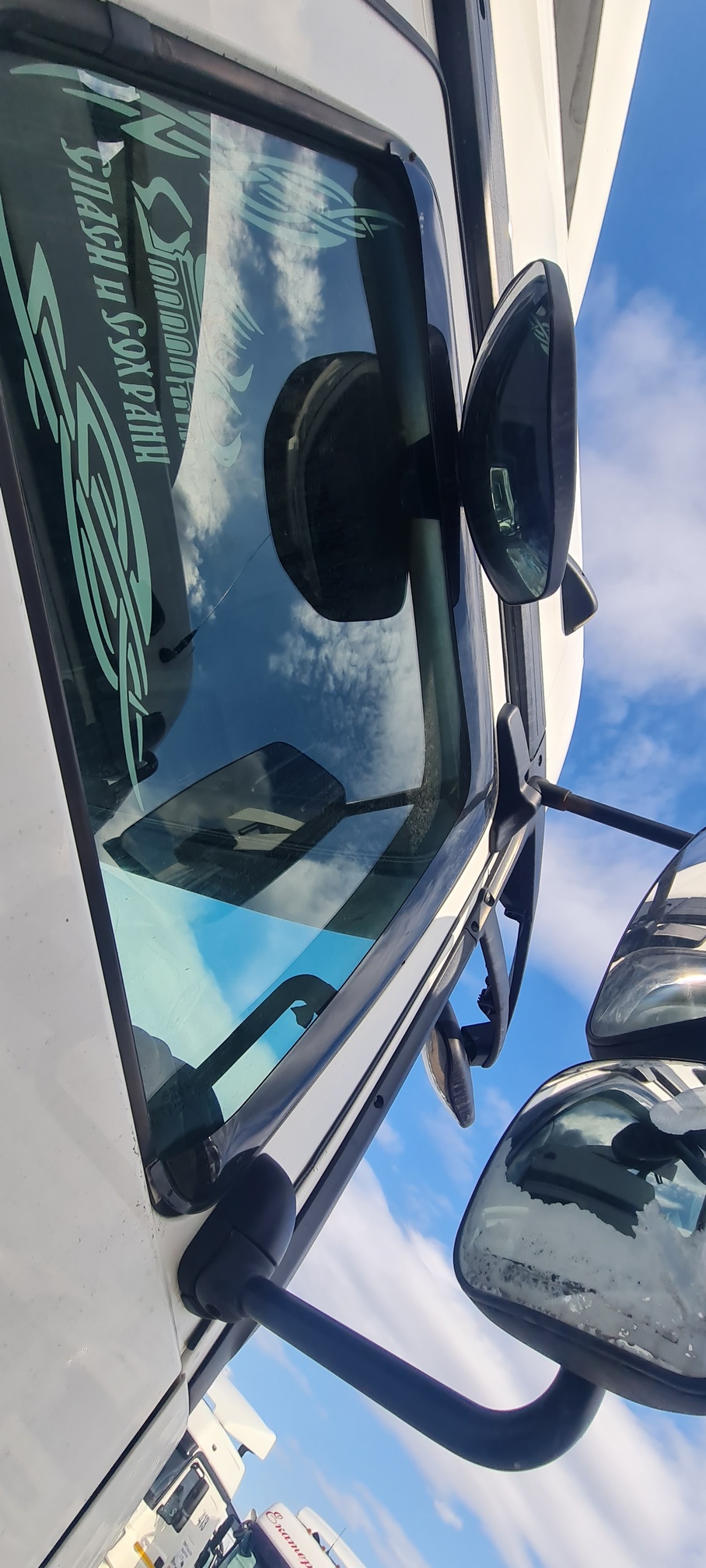 Седельный тягач КАМАЗ 5490-80802-90(5P) (СПГ) 2021 г. - фото 5