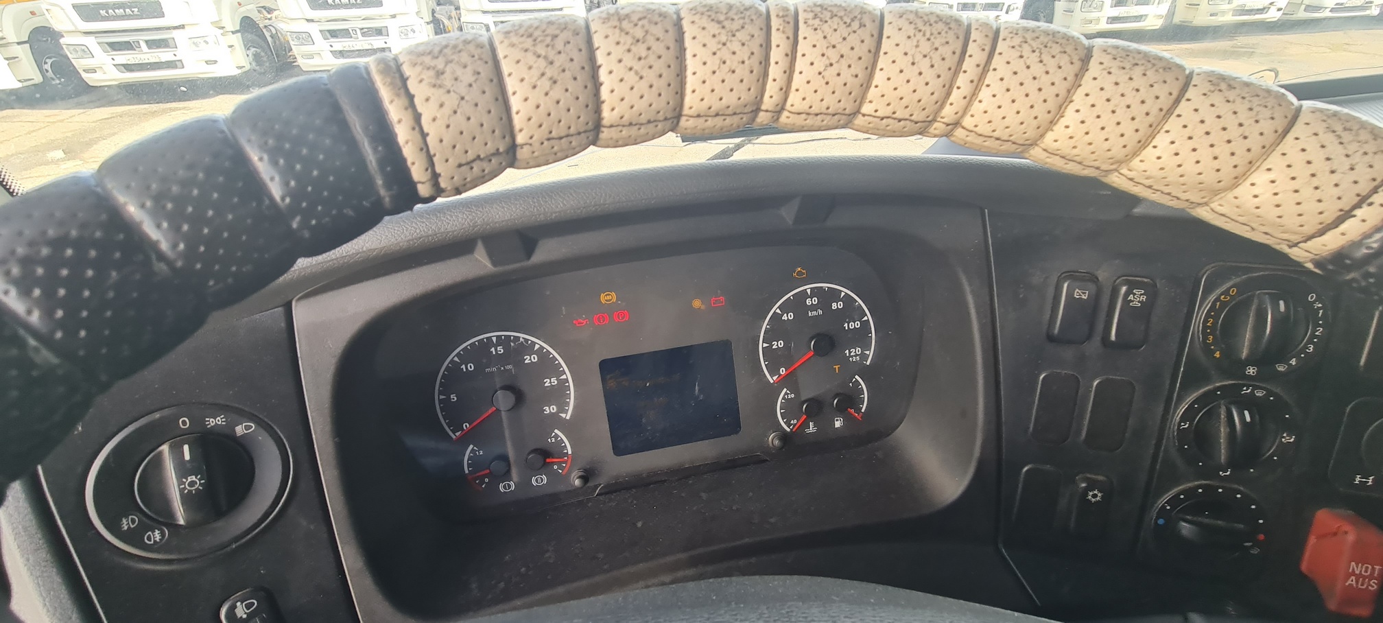 Седельный тягач КАМАЗ 5490-80802-90(5P) (СПГ) 2021 г. - фото 35