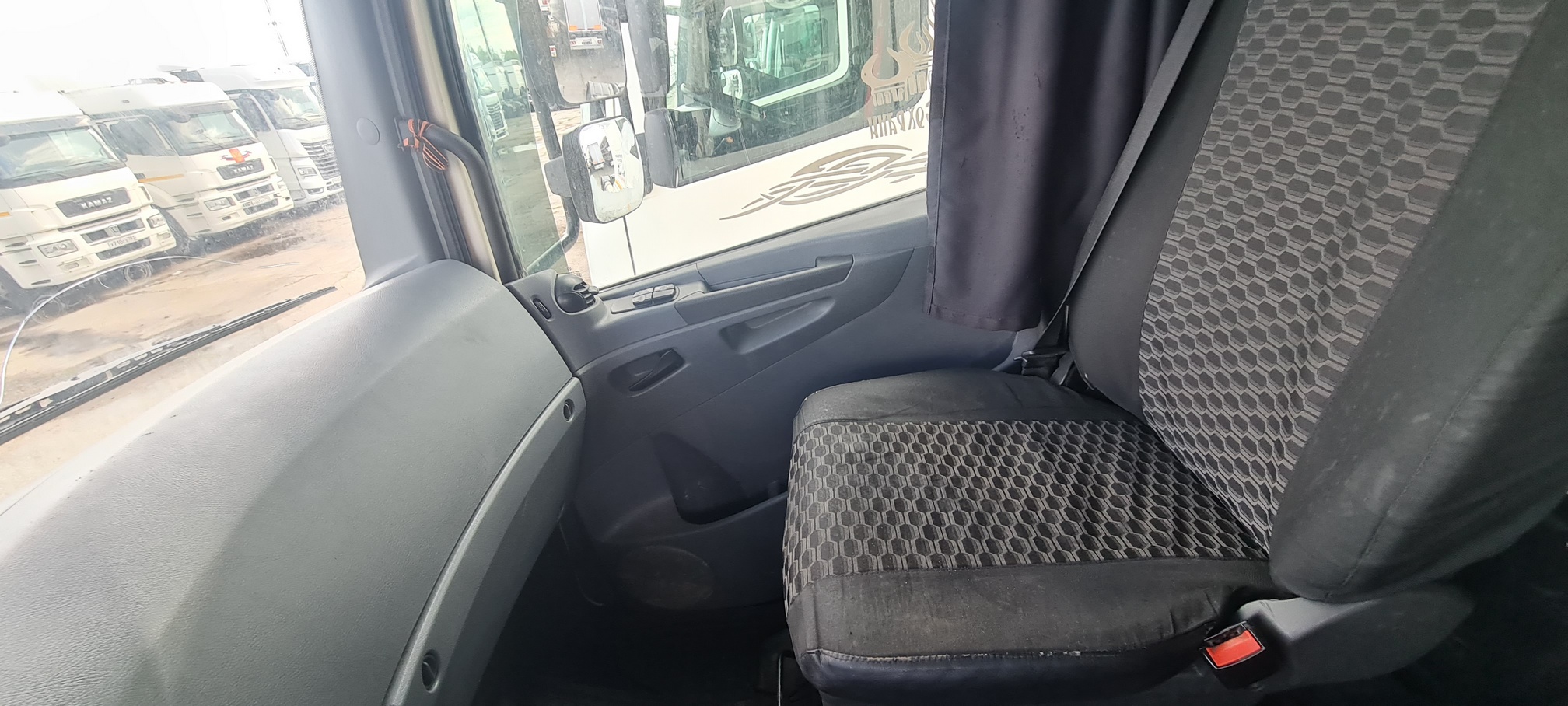 Седельный тягач КАМАЗ 5490-80802-90(5P) (СПГ) 2021 г. - фото 38