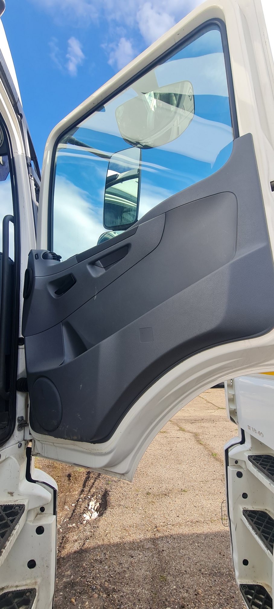 Седельный тягач КАМАЗ 5490-80802-90(5P) (СПГ) 2021 г. - фото 5