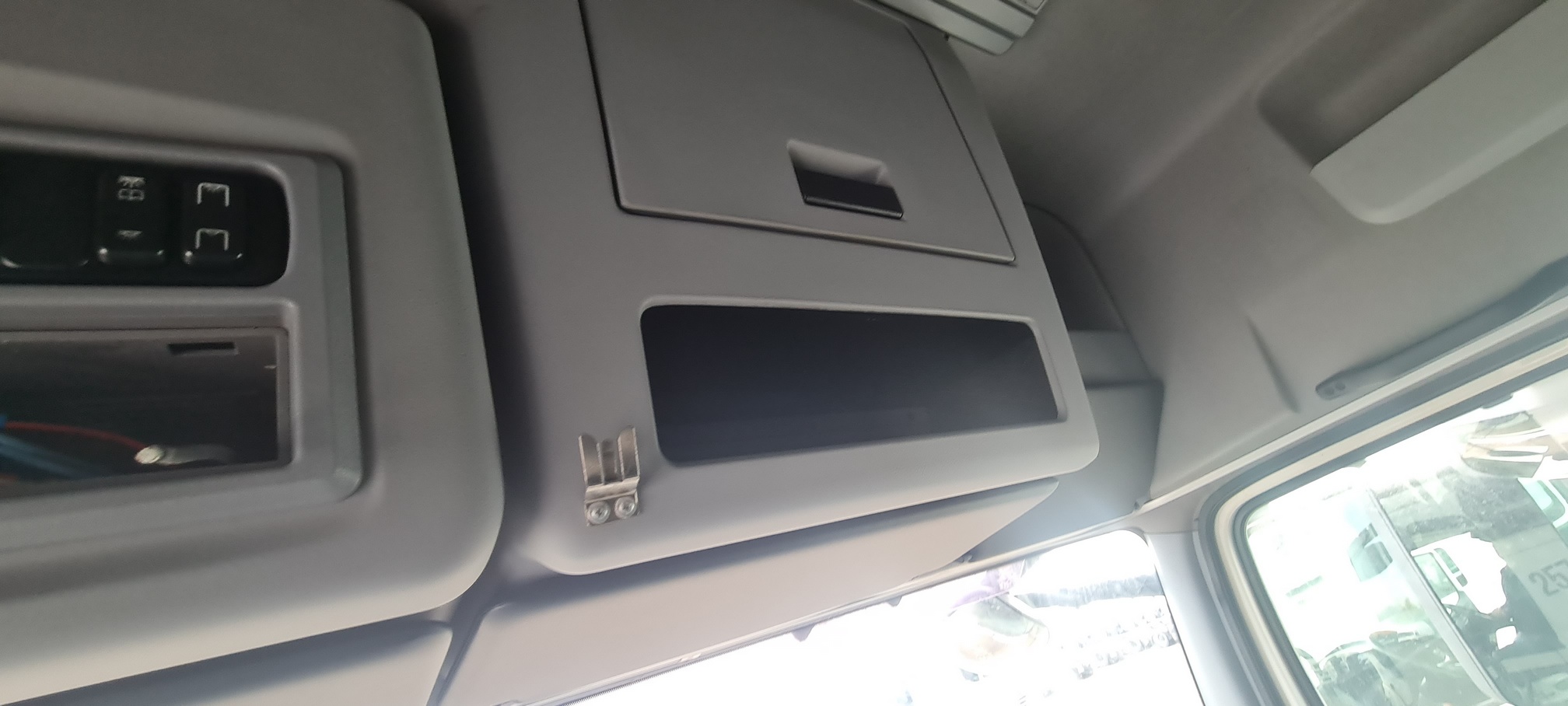 Седельный тягач КАМАЗ 5490-80802-90(5P) (СПГ) 2021 г. - фото 29