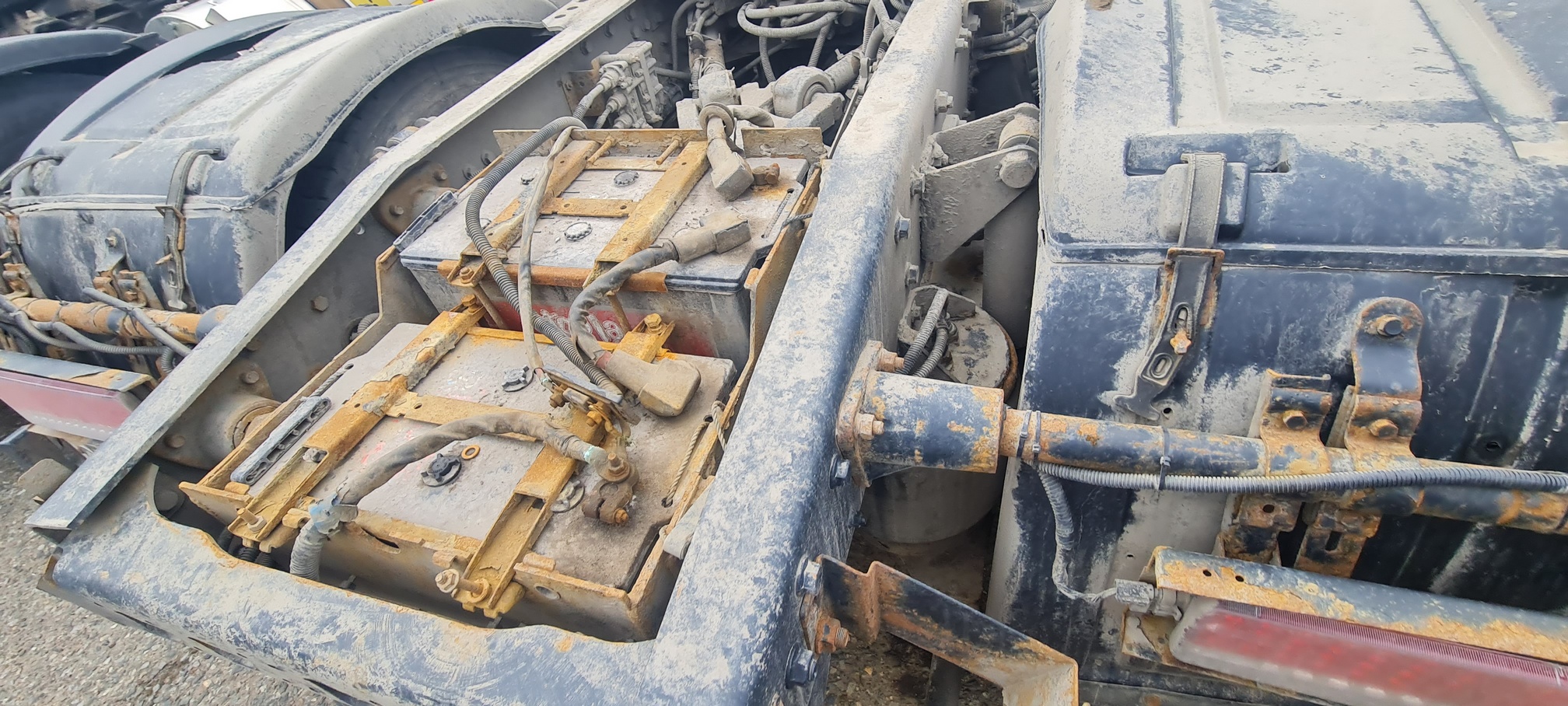 Седельный тягач КАМАЗ 5490-80802-90(5P) (СПГ) 2021 г. - фото 23